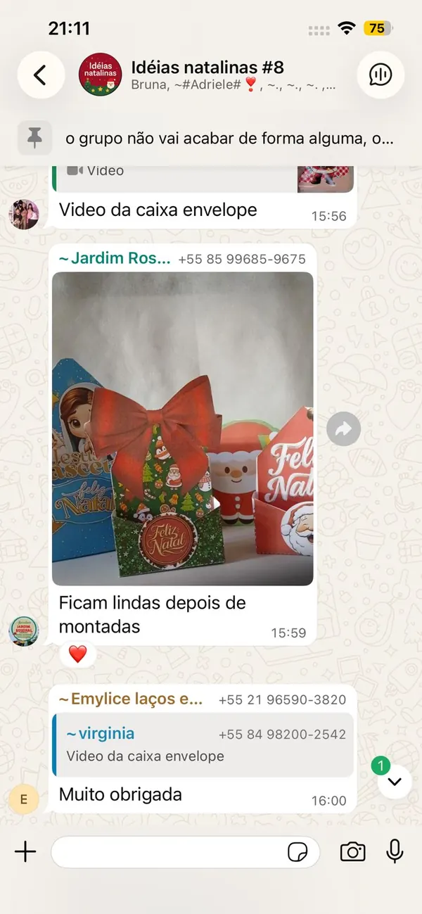 Print do grupo de WhatsApp com foto de caixinhas envelope montadas com laço